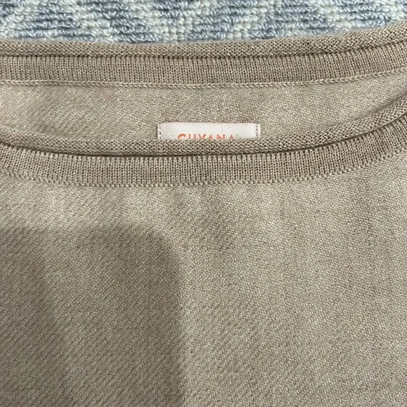 Cuyana wool poncho petite lightweight - Picture 2 of 5